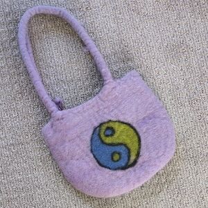 ADORABLE 100% Felted Wool Purple Ying-Yang Zipper Bag 💜